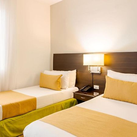 Hotel Manantial Melgar Torre 2 ภายนอก รูปภาพ